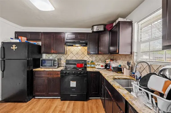 2138 Custer Drive, Dallas, TX 75216