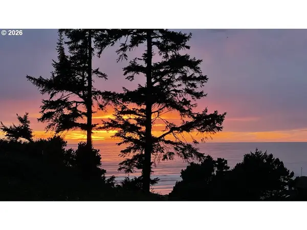 416 NW 19TH CT, Newport, OR 97365