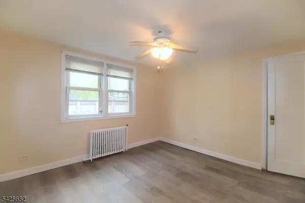 592 Sherman Ave #D1, Roselle Boro, NJ 07203