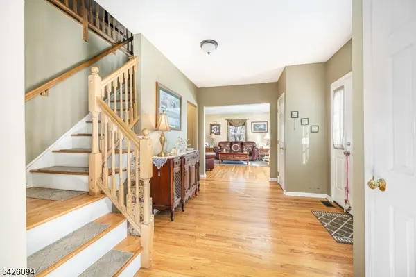 42 Mordaunt Rd, Vernon Twp., NJ 07462