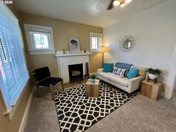 6922 SE RAMONA ST, Portland, OR 97206