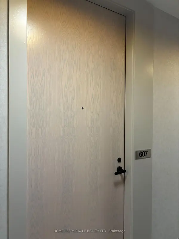 8 Interchange WAY #607, Vaughan, ON L4K 0R2