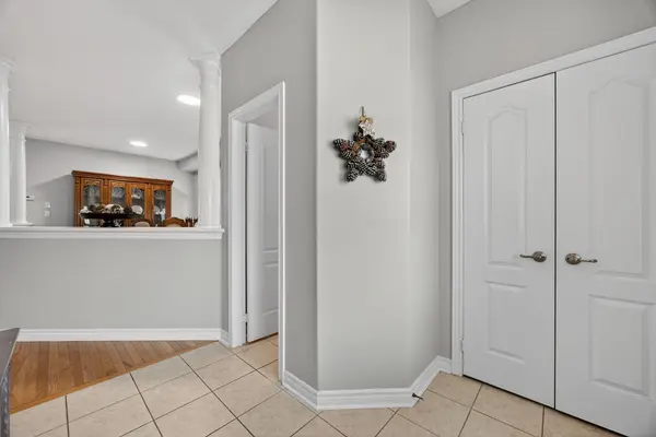 31 Connaught LN, Barrie, ON L4M 0A6