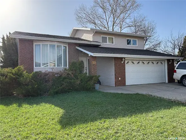 52 Harrigan CRESCENT, Maple Creek, SK S0N 1N0