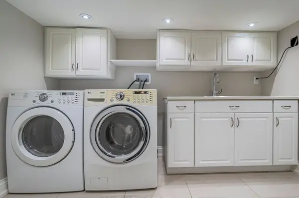 583 Old Weston RD #Bsmt, Toronto W03, ON M6N 3B2