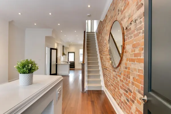 50 Gwynne AVE, Toronto W01, ON M6K 2C4