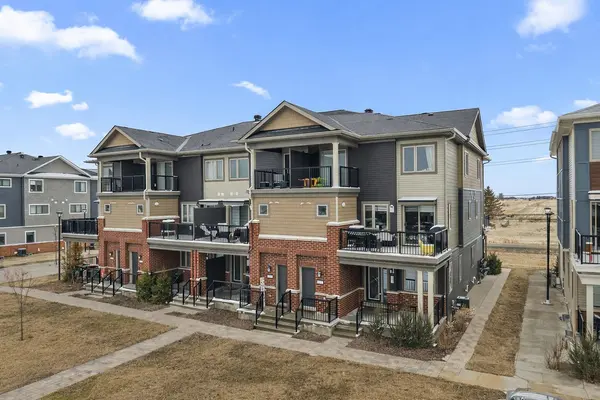 704 Lapland Private, Kanata, ON K2V 0S4