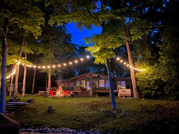 686 Grand Island RD, Kawartha Lakes, ON K6H 5R7