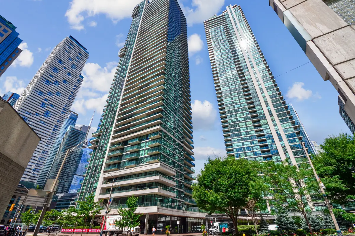 33 Bay ST #1111, Toronto C01, ON M5J 2Z3