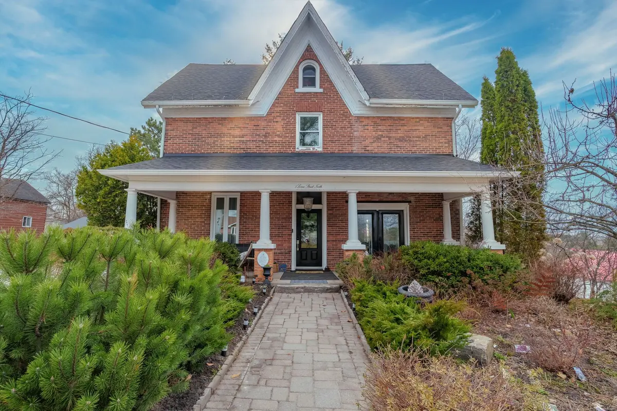 5 Lorne ST N, Huntsville, ON P1H 2G1