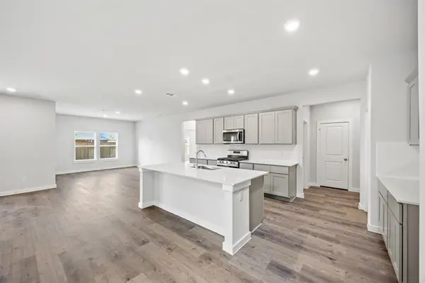 736 Vineyard Way, Forney, TX 75126