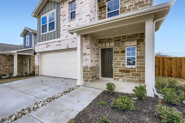 320 Sun Harvest Drive, Royse City, TX 75189