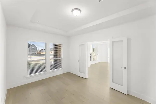 290 Cheyenne Mountain Drive, Ovilla, TX 75154