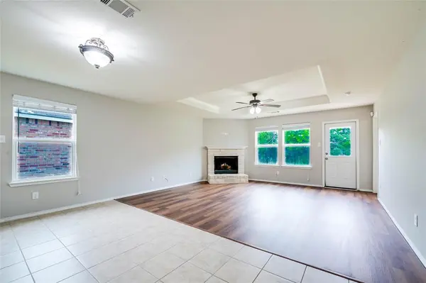 140 Waxberry Drive, Fate, TX 75189