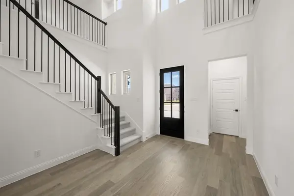 748 Brozgold Avenue, Midlothian, TX 76065