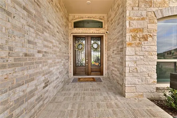 330 Penrose Drive, Ovilla, TX 75154