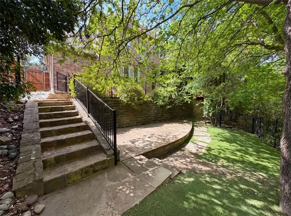 1309 Winding Brook Drive, Garland, TX 75044