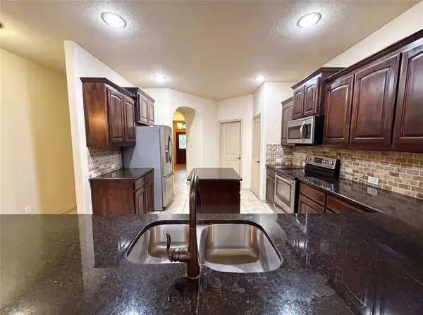 1217 Ashley Drive, Weatherford, TX 76087