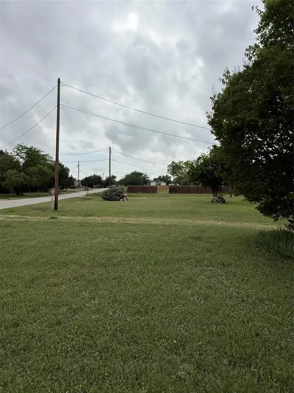 912 Mojave Trail, Granbury, TX 76048