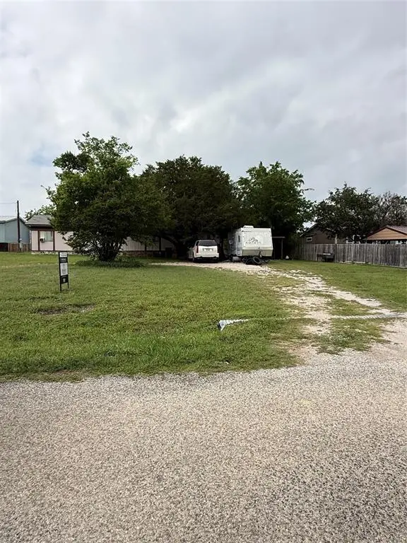 912 Mojave Trail, Granbury, TX 76048