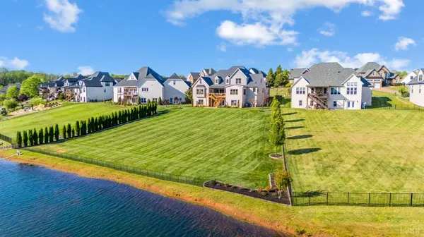 1730 Lake Manor DR, Forest, VA 24551