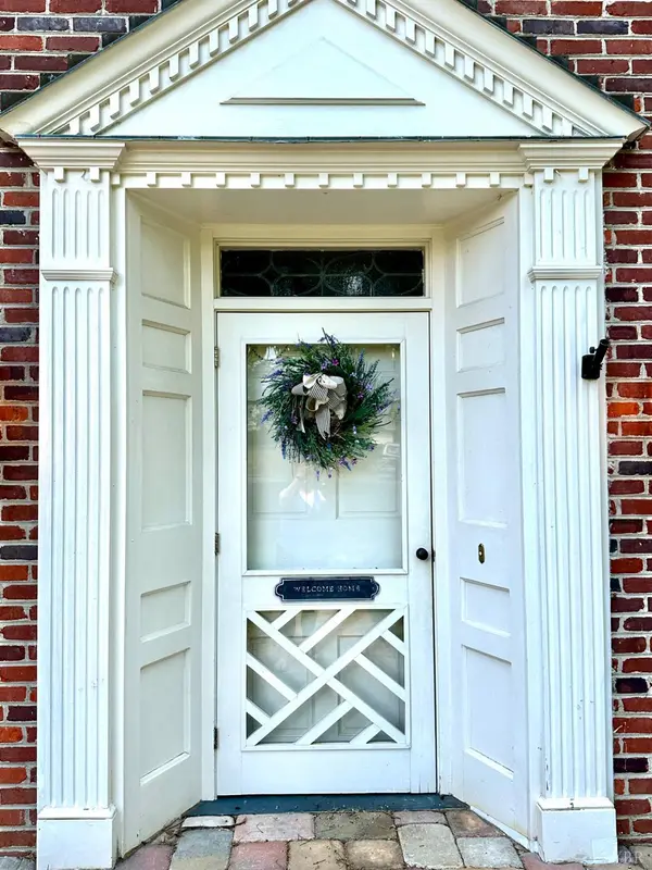 4625 Locksview RD, Lynchburg, VA 24503