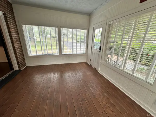 4625 Locksview RD, Lynchburg, VA 24503