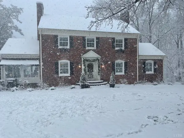 4625 Locksview RD, Lynchburg, VA 24503