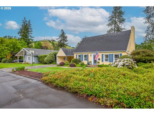 347 W RIVERSIDE DR, Roseburg, OR 97470