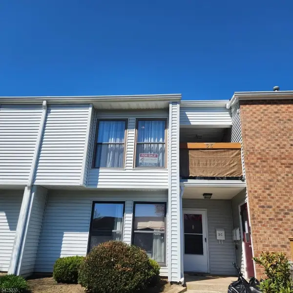3K Twin Rivers Dr #3, East Windsor Twp., NJ 08520