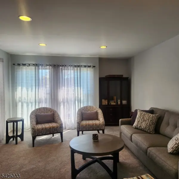 3K Twin Rivers Dr #3, East Windsor Twp., NJ 08520