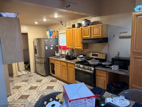 20 Whittlesey Ave, West Orange Twp., NJ 07052