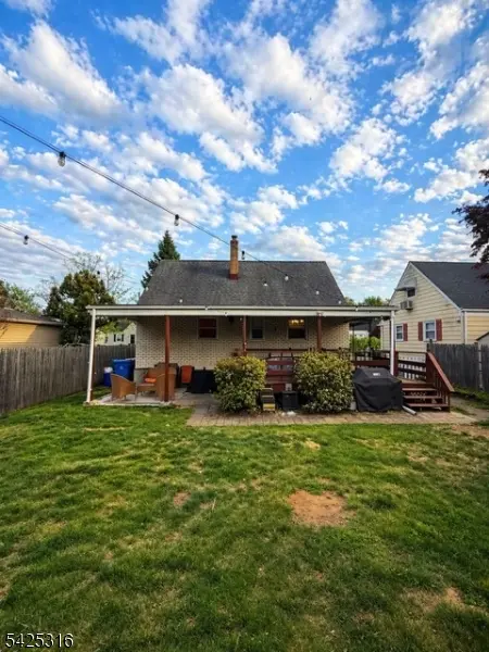 335 Edgeworth St, Middlesex Boro, NJ 08846