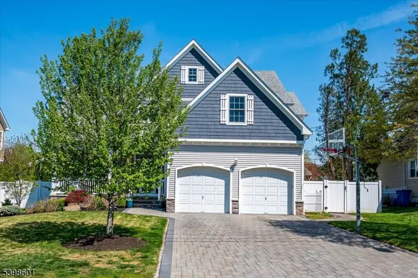 225 East Golf Ave, South Plainfield Boro, NJ 07080