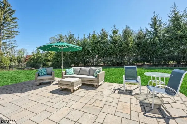 11 Cedar St, Bernards Twp., NJ 07920