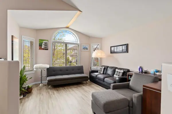 228 Paris CRES, Fort Mcmurray, AB T9K 0C9