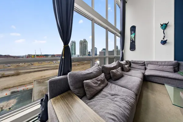 535 8 AVE SE #613, Calgary, AB T2G 5S9