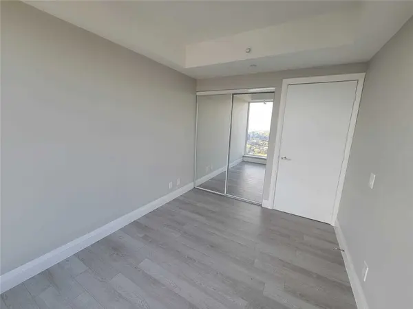 181 Dundas ST E #5003, Toronto C08, ON M5A 0N5