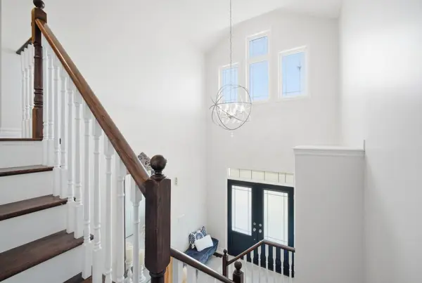 37 Schwalm CRES, New Tecumseth, ON L0G 1W0