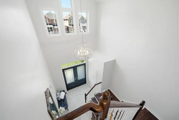 37 Schwalm CRES, New Tecumseth, ON L0G 1W0