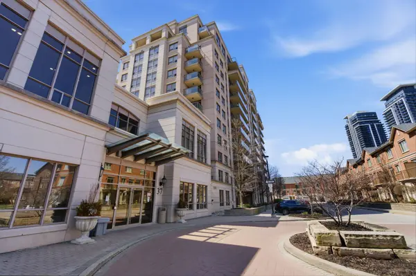 37 Galleria Pkwy #318, Markham, ON L3T 0A5