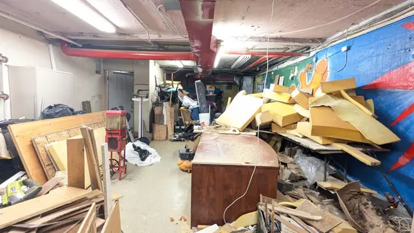 19 John ST, Toronto W04, ON M9N 1J2