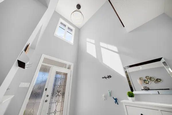 568 Egret WAY, Barrhaven, ON K2C 3H2