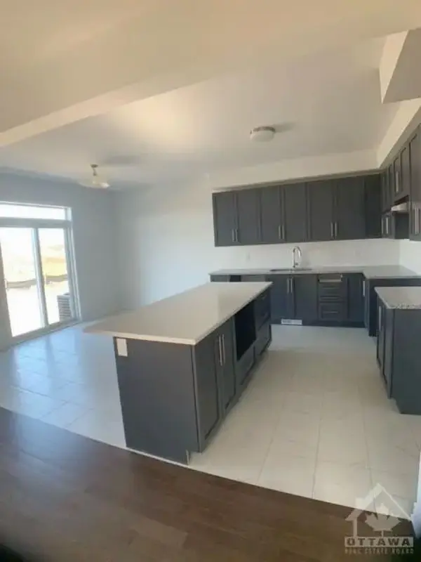 328 Finial WAY, Barrhaven, ON K2J 6V9