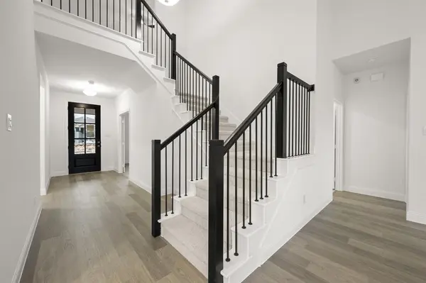 728 Stone Eagle, Azle, TX 76020