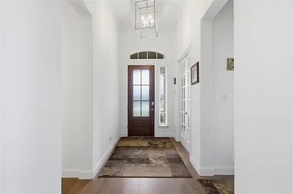 6008 Glenwood Drive, Joshua, TX 76058