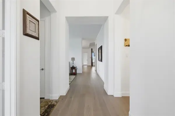 6008 Glenwood Drive, Joshua, TX 76058