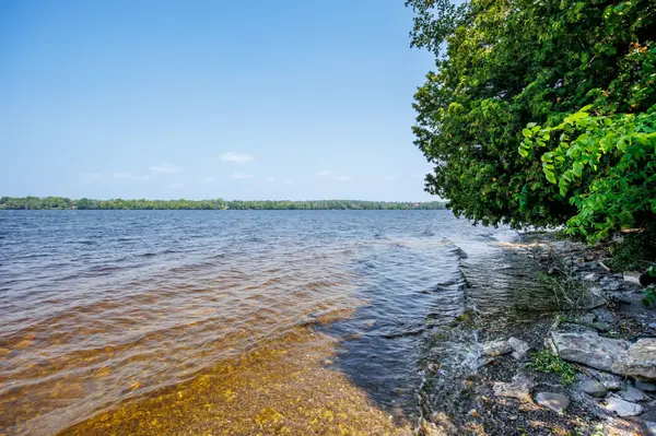 4670 COUNTY ROAD 1 RD, Prince Edward County, ON K0K 1T0