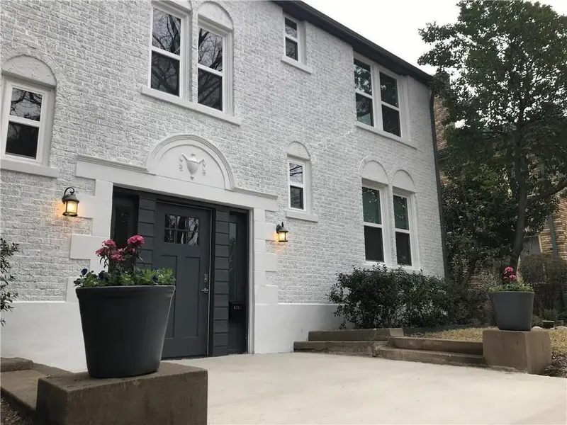 6343 Richmond Avenue #3, Dallas, TX 75214