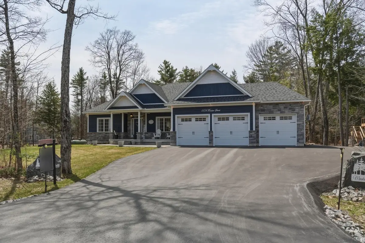 1104 Xavier ST, Gravenhurst, ON P0E 1G0